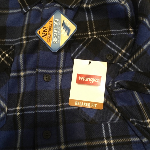 NWT wrangler plaid flannel long sleeve shirt - Picture 11 of 11